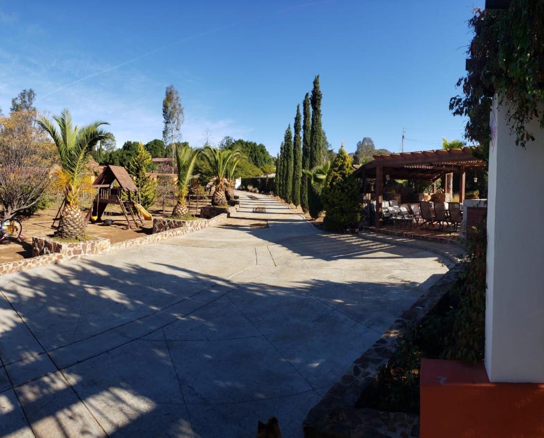 ホテル Tierra Mia Hacienda Ruta Del Vino バジェ・デ・グアダルーペ エクステリア 写真
